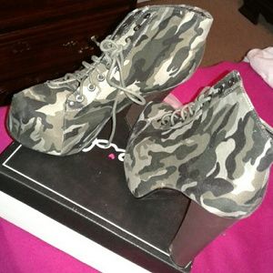 Camo Heels